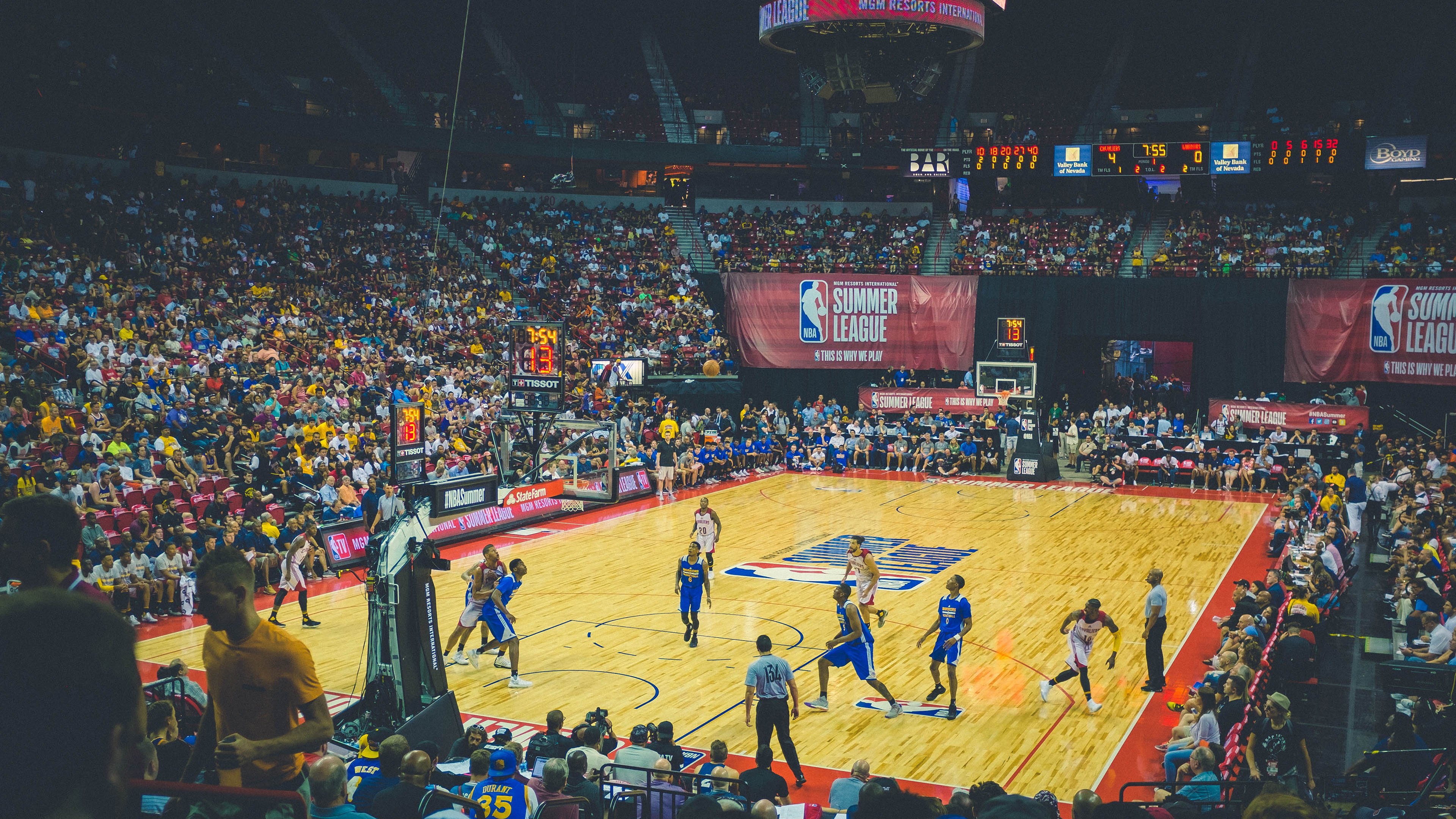 太阳队主帅新战术奏效，连胜势头不可阻挡，太阳队现役