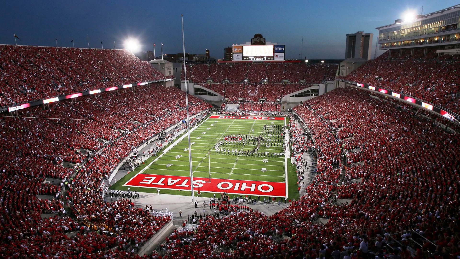 西甲：瓦伦西亚2-1爆冷击败皇马，精彩逆转令人振奋，瓦伦西亚二队